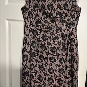 Tahari - Elegant Black and Pink Floral Dress